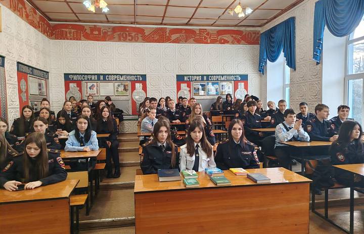 Сокровища Слова: СКФКУиС отмечает День Словарей и Энциклопедий!