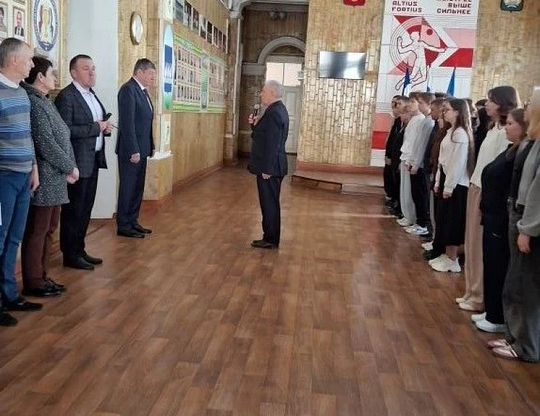 «ЛИНЕЙКА В СКФКУиС: ДУХ ПАТРИОТИЗМА И КОМАНДНЫЙ НАСТРОЙ»