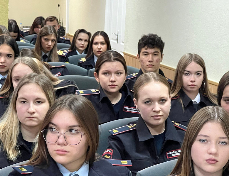 НЮРНБЕРГ:ПЕРВЫЙ МЕЖДУНАРОДНЫЙ ТРИБУНАЛ НАД ВОЕННЫМИ ПРЕСТУПНИКАМИ