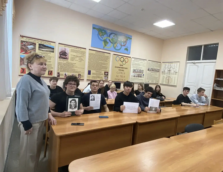 ГОЛОС РОДНОЙ ЗЕМЛИ: В СКФКУиС ПОЧТИЛИ ПАМЯТЬ НАРОДНОГО ПОЭТА БАШКОРТОСТАНА РАМИ ГАРИПОВА