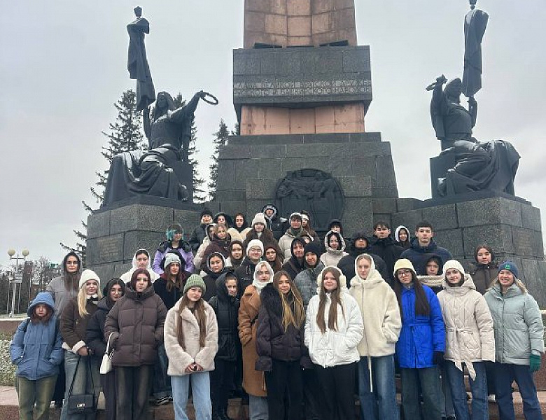 Погружение в историю и культуру: наши студенты-туристы на практике в Уфе!