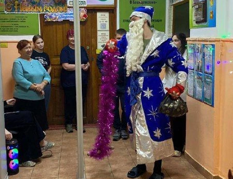 ВОЛШЕБСТВО В РОДНЫХ СТЕНАХ! НОВОГОДНЯЯ СКАЗКА В ОБЩЕЖИТИИ СКФКУиС!